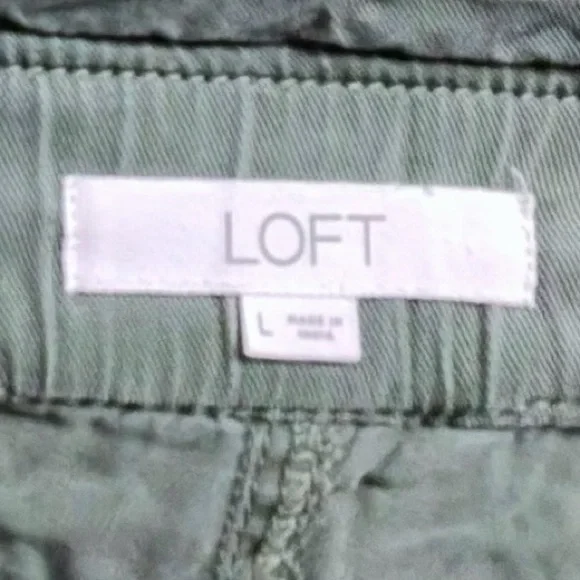 LOFT Olive Green Women's Drawstring Shorts - Picture 6 of 6